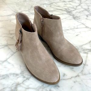 NWT Harper Canyon girls booties